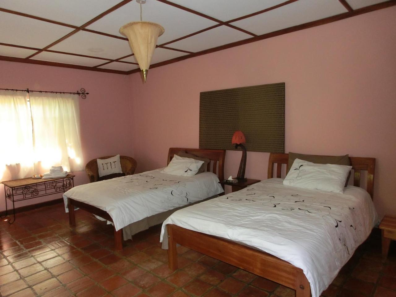 Mwanzo Lodge Naivasha Esterno foto